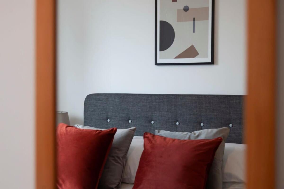 Lovely 1 Bedroom Apartment In Ashford Ashford  Kültér fotó