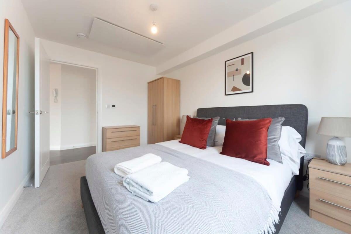Lovely 1 Bedroom Apartment In Ashford Ashford  Kültér fotó